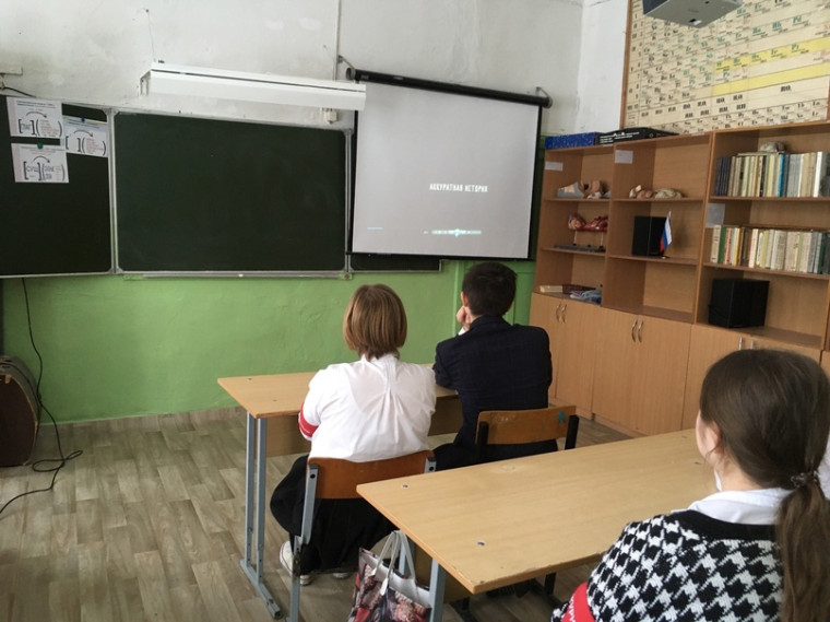 Обучающиеся нашей школы принимают активное участие в акции «Добрый мир»,посвященной Международному дню инвалидов..